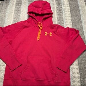 Women’s Under Armour sweatshirt.